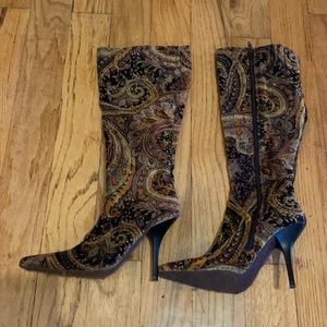 calf high point heels